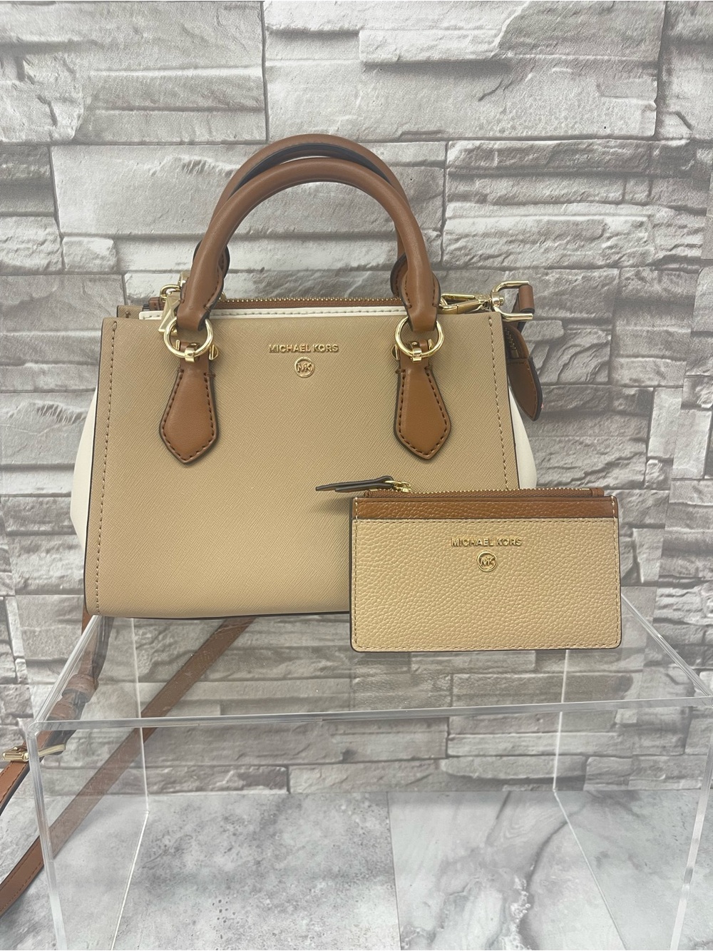 Michael Kors Marilyn Small Colorblock Satchel & Matching Card Case Camel - Picture 2 of 14